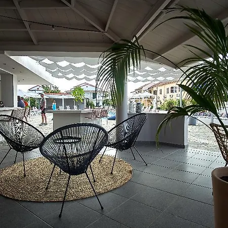Fardini Seaside 2*