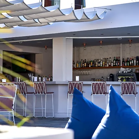 Fardini Seaside ゲストハウス カボス